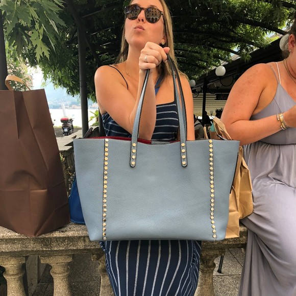 Meet your Posher, Ashley - Picture 1 of 1